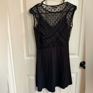 Victoria’s Secret Women’s black dress